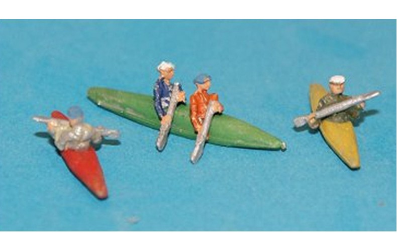 A125p Painted 3 Canoes and Figures N Scale 1:148