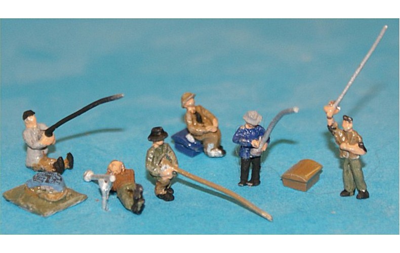 A126p Painted 6 Fishermen & Equipment  N Scale 1:148