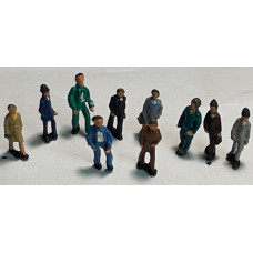 A136 10x Assorted Figures - Men Unpainted Kit (N scale 1/148th)