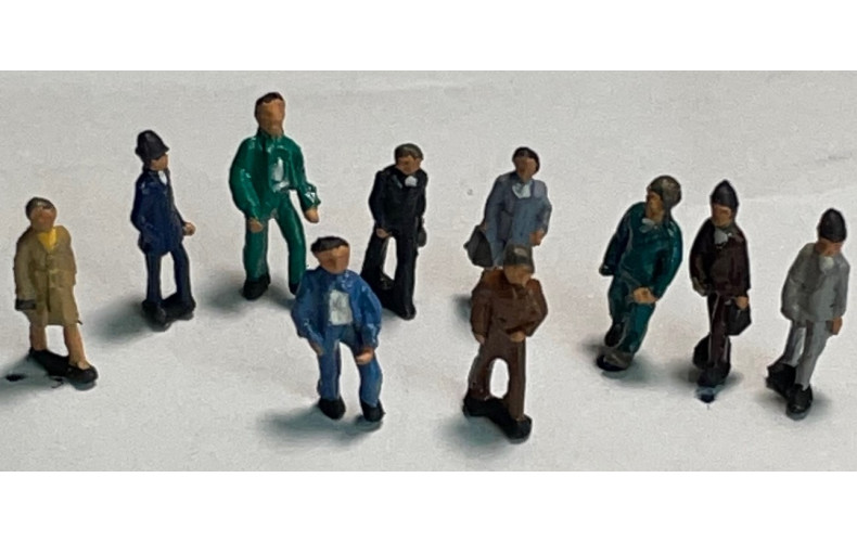 A136p Painted 10 x Figures - Men (N scale 1/148th)