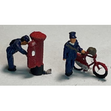 A138p Painted Postman and Bicycle, Postman bending down & Postbox Open (N scale 1/148th)