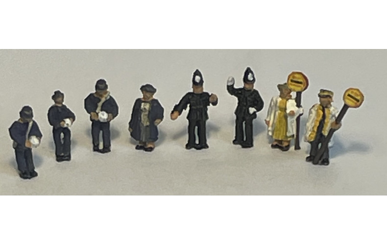 A145 Lollipop , Traffic Police, Traffic Wardens x 8 figs Unpainted Kit (OO Scale 1/76th)