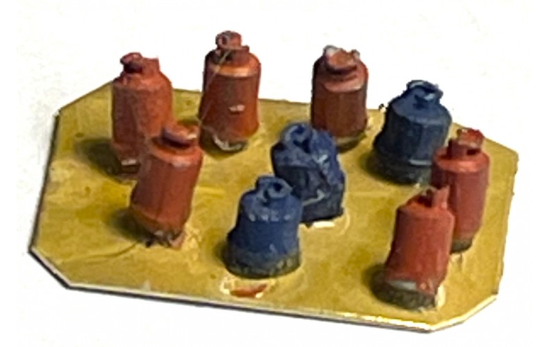 A151 6 lrg 3 sm Calor Gas Bottles (N Scale 1/148th) Unpainted kit