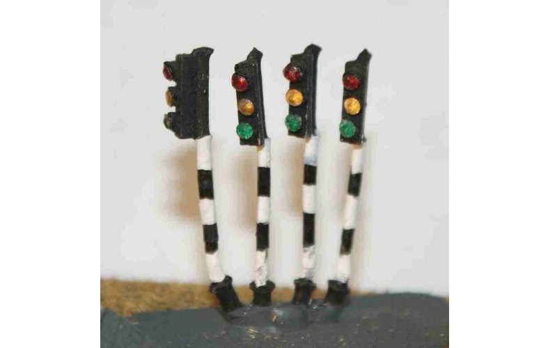 A15 4 traffic lights - single head Unpainted Kit N Scale 1:148