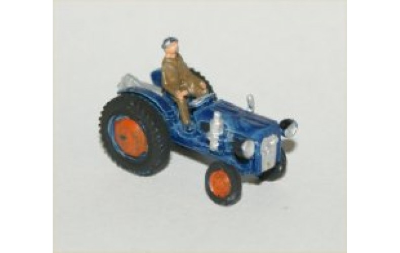 A27b Fordson E27b Diesel Tractor Unpainted kit ( N Scale 1/144th)