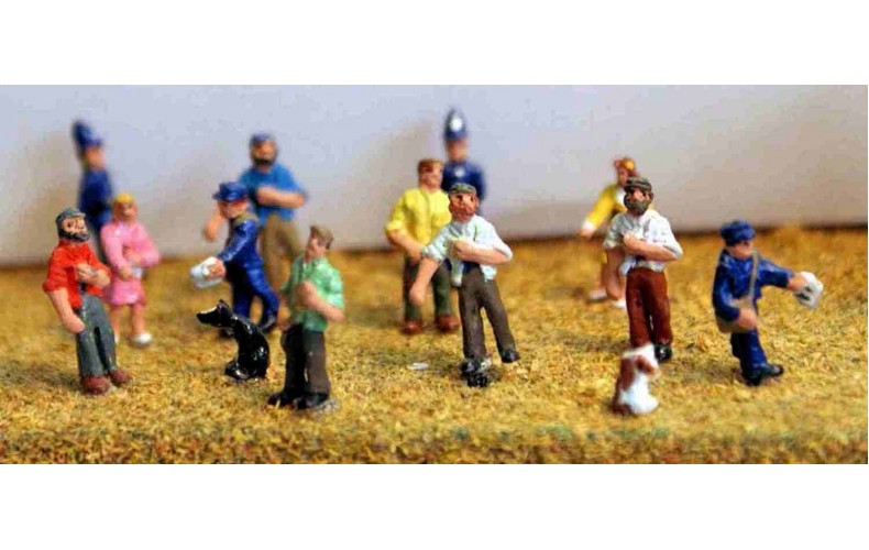 A45 assorted Figures Unpainted Kit N Scale 1:148