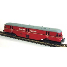 B4a G.W.R.Diesel Parcel Railcarreqs Original farish railcar  Unpainted Kit Nscale 1:148