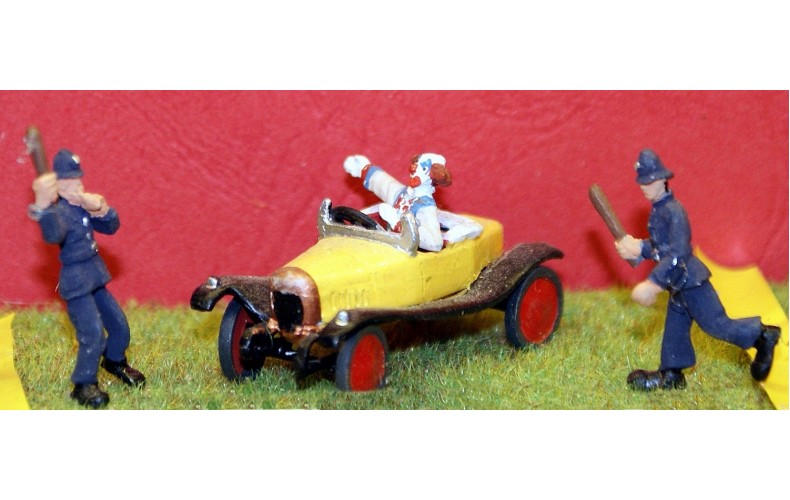 CIR6 Clowns & Comedy car set Unpainted Kit OO Scale 1:76 