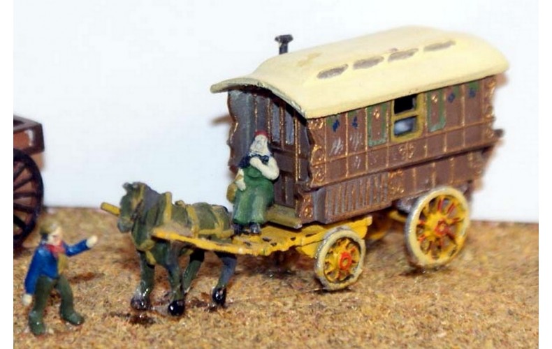 E17 Gypsy caravan, horse & figures Unpainted Kit N Scale 1:148