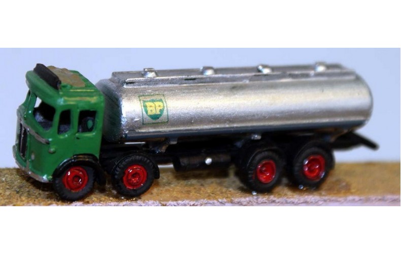 E36 Leyland 8 wheel Bulk Tanker Unpainted Kit N Scale 1:148 