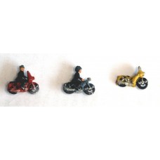 E49 3 Motorcycles and 2 riding figures Unpainted Kit N Scale 1:148 
