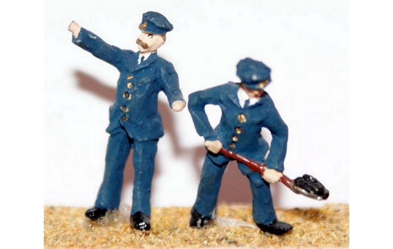 F119 2 Loco Crew - 1930's/50's Unpainted Kit OO Scale 1:76 