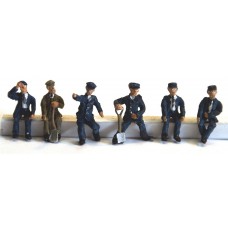 F119ap Painted 6 Seated Engine Crew OO 1:76 Scale Model Kit