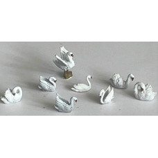 F123ap Painted Assorted Swans x 8 (OO Scale 1.76th)