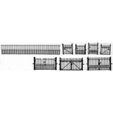 F126 Fencing - spear, gates single & double F126 Unpainted Kit OO Scale 1:76