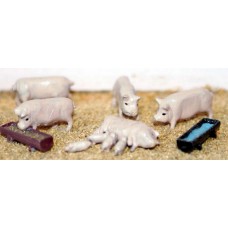 F127 5 ass. Pigs, 4 piglets & feed trough Unpainted Kit OO Scale 1:76