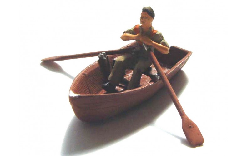 F137p Painted 8ft Rowing Boat and rowing figure OO 1:76 Scale Model Kit