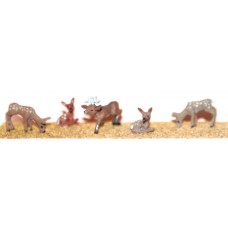 F149 4 assorted Deer & 1 stag Unpainted Kit OO Scale 1:76