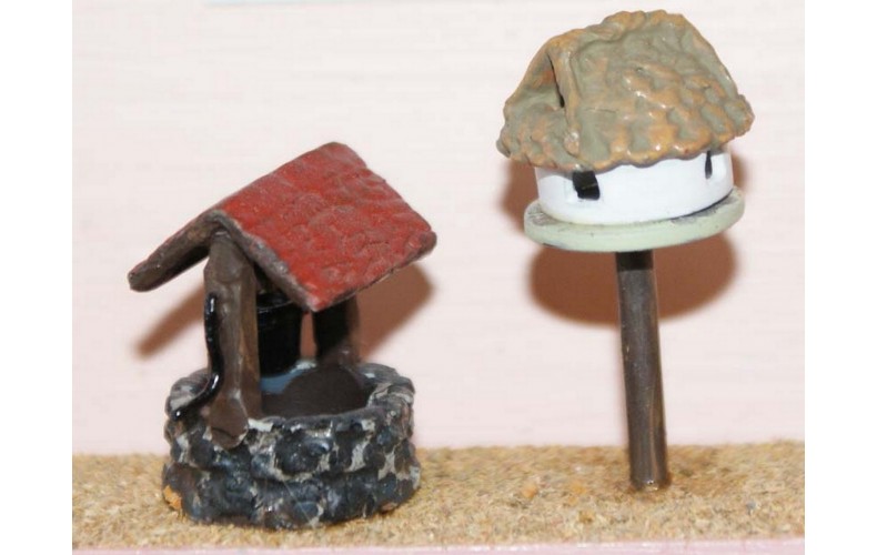 F187 Wishing well and Dove cote F187 Unpainted Kit OO Scale 1:76