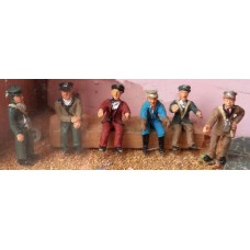 F202 6 Assorted Bus Drivers & Conductors Unpainted Kit OO Scale 1:76 