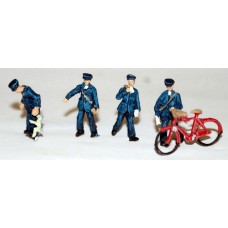 F250 4 Postman and 1 Bicycle Unpainted Kit OO Scale 1:76 