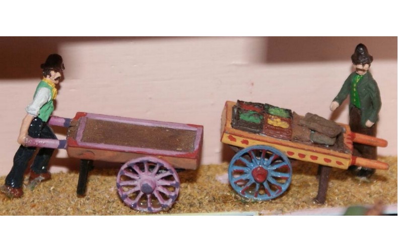 F48 2 street traders with barrows Unpainted Kit OO Scale 1:76 