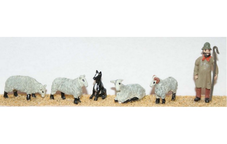 F58a Shepherd, dog & 4 assorted sheep Unpainted Kit OO Scale 1:76 