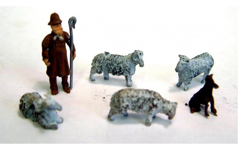 F58ap Painted Shepherd, Sheepdog and 4 Ass Sheep OO 1:76 Scale Model Kit