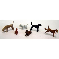 F66p Painted 6 Assorted Dogs OO Scale 1:76 Painted Model