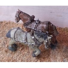 F72 2 shire horses with harness Unpainted Kit OO Scale 1:76