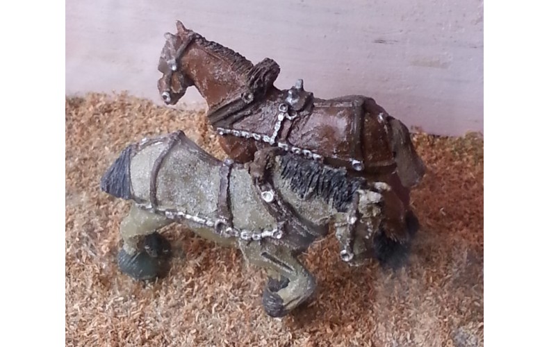 F72 2 shire horses with harness Unpainted Kit OO Scale 1:76