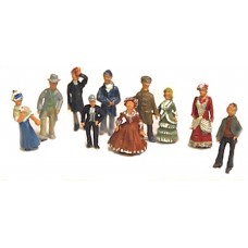 F8b 10 Vic/Edw Standing Figures Unpainted Kit OO Scale 1:76 