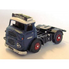 G113 Leyland/Albion 4w tractor (LAD) 1960's Unpainted Kit OO Scale 1:76