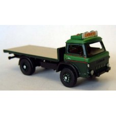 G151 Ford D series flatbed 1967 Unpainted Kit OO Scale 1:76