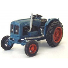 G152 Fordson Super Major farm tractor 1960 Unpainted Kit OO Scale 1:76