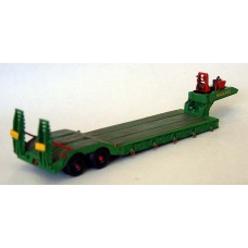 G162 Low Loader - 35 ton Beaver tail 1980's Unpainted Kit OO Scale 1:76