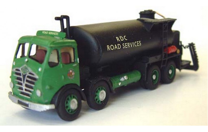 G173 Foden FG Tar Sprayer circ 1947 Unpainted Kit OO Scale 1:76