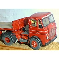 G55 Leyland Beaver tractor unit 1955 Unpainted Kit OO Scale 1:76