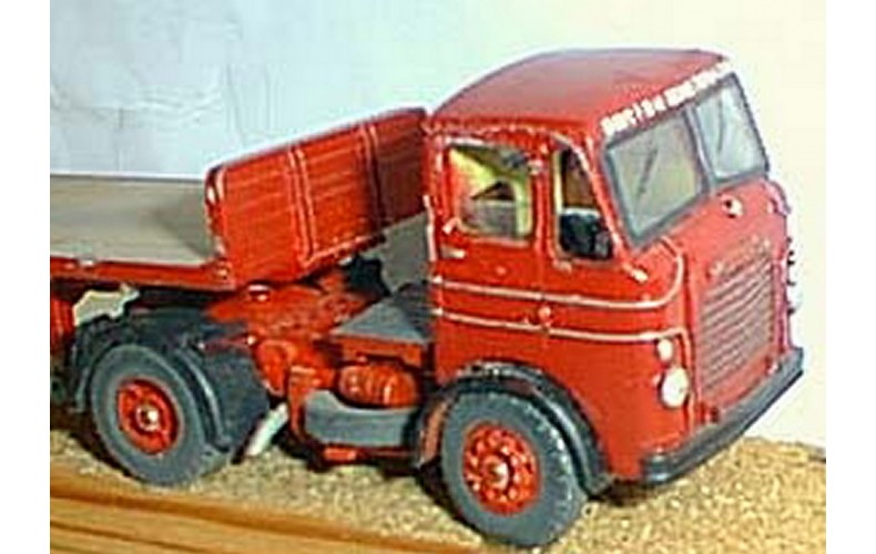 G55 Leyland Beaver tractor unit 1955 Unpainted Kit OO Scale 1:76