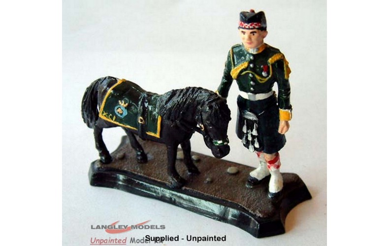 GB1p Argyll & Sutherland Highlander with Mascot Pony GB1p Painted Model 54mm Scale