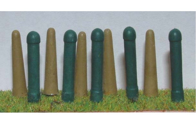 L10 10 Street Bollards - 2 types Unpainted Kit O Scale 1:43