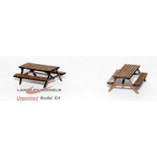 L49 pair wooden pub tables/benches Unpainted Kit O Scale 1:43