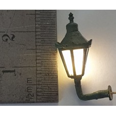 L53p Hexagonal Wall Mounted Lamp Working (O scale 1/43rd)