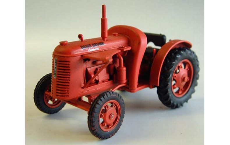 M16 David Brown 'Cropmaster' Tractor Unpainted Kit O Scale 1:43