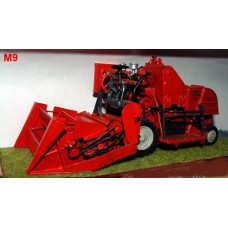 M9 Combine Harvester Massey Ferguson 735 - Bagger Unpainted Kit O Scale 1:43