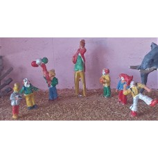 NCIR1 Circus Figures Unpainted Kit N Scale 1:148