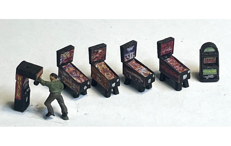 NQ20c 4 x Pinball, 1 Change 1 boxing machines / decals (Nscale 1/148th) Unpainted Kit