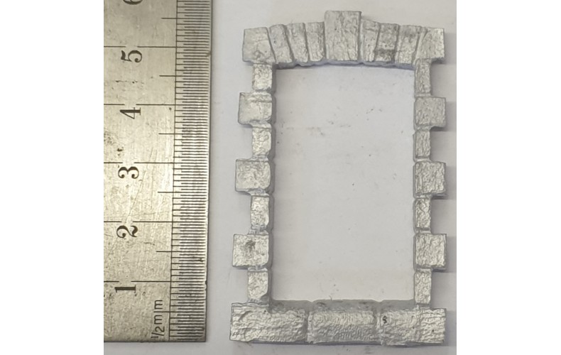 OC8b Large Window - Stone Unpainted Kit O Scale 1:43