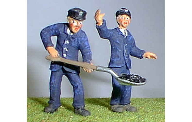 OF17 Loco Crew Engine Driver & Fireman Unpainted Kit O Scale 1:43