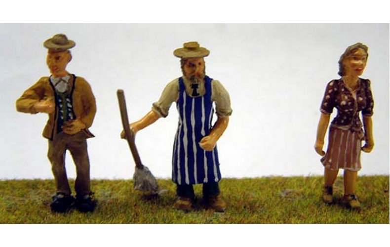 OF25 3 Shopkeepers Unpainted Kit O Scale 1:43